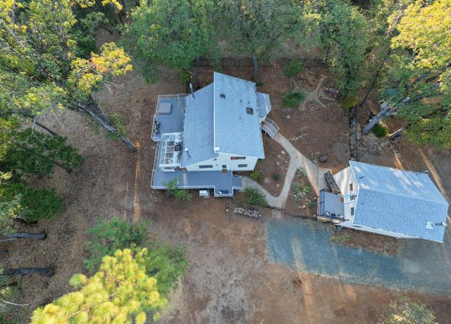11520 Blackberry Pl, Nevada City, CA 95959
