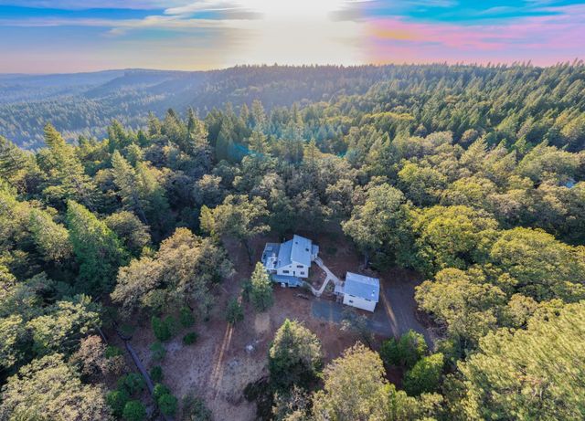 11520 Blackberry Pl, Nevada City, CA 95959