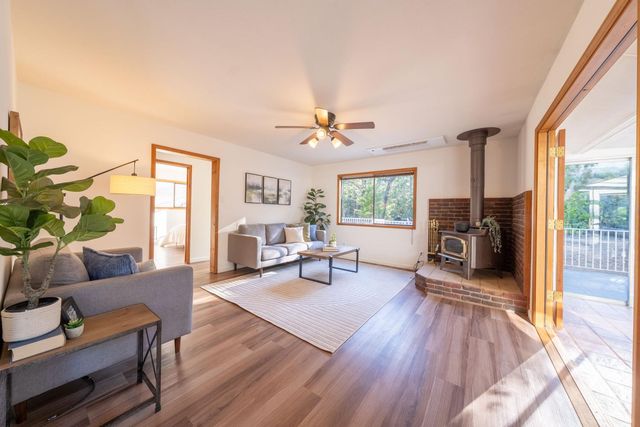 11520 Blackberry Pl, Nevada City, CA 95959