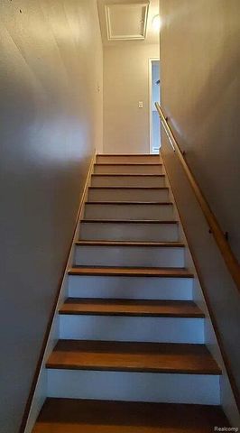 316 Sheffield Avenue, Flint, MI 48503