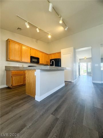 30 Hatten Bay Street, Henderson, NV 89012