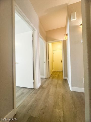 30 Hatten Bay Street, Henderson, NV 89012
