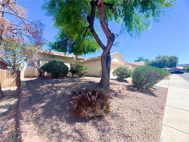 30 Hatten Bay Street, Henderson, NV 89012