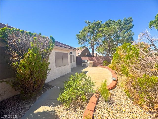 30 Hatten Bay Street, Henderson, NV 89012