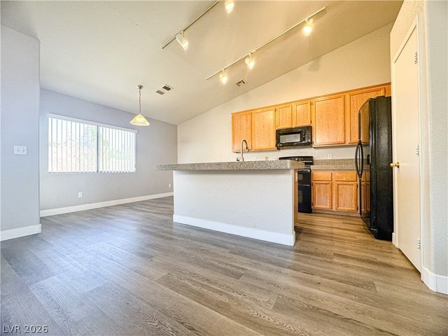 30 Hatten Bay Street, Henderson, NV 89012