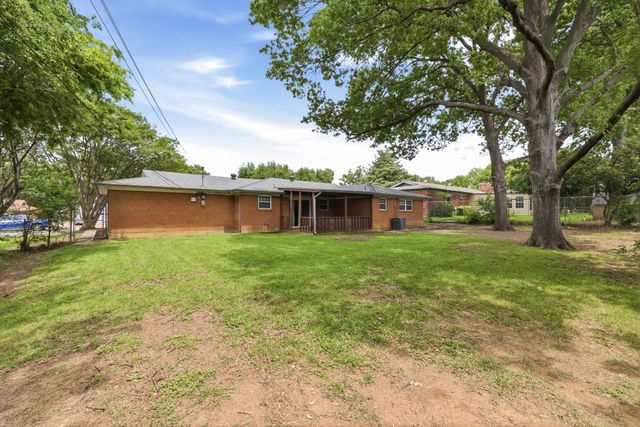 7004 Marilyn Lane, North Richland Hills, TX 76180
