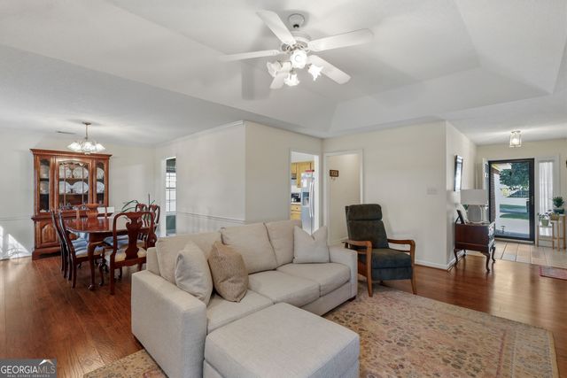 135 Hawthorne Drive, Guyton, GA 31312
