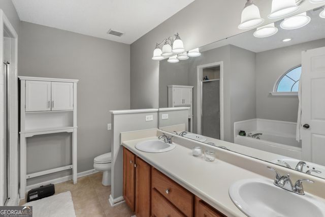 135 Hawthorne Drive, Guyton, GA 31312