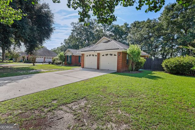 135 Hawthorne Drive, Guyton, GA 31312