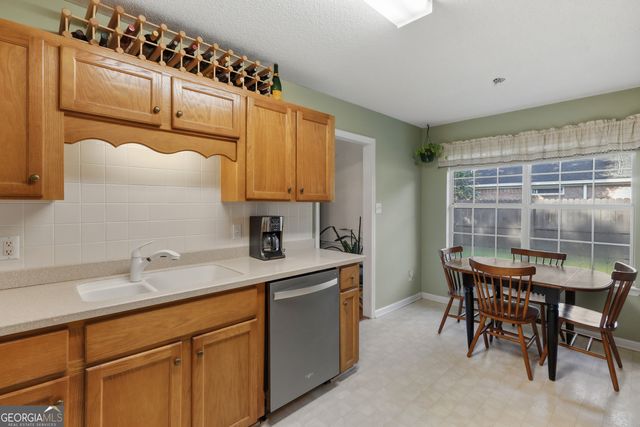 135 Hawthorne Drive, Guyton, GA 31312