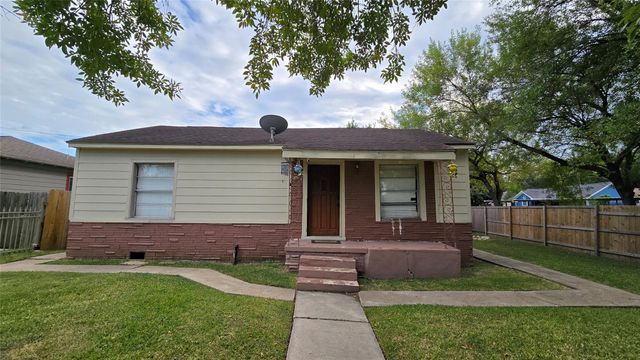 2111 3rd Street, Galena Park, TX 77547