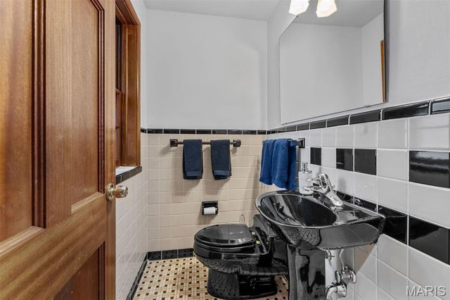 7247 Princeton Avenue, University City, MO 63130