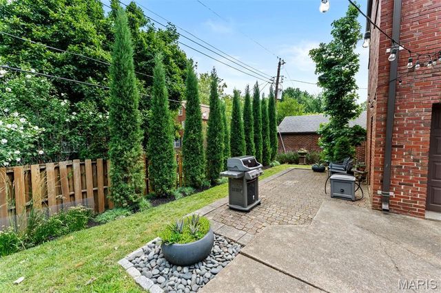 7247 Princeton Avenue, University City, MO 63130