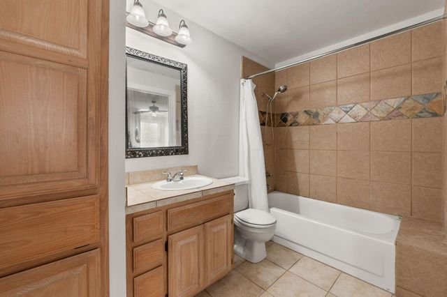 2500 Steck Ave 22, Austin, TX 78757