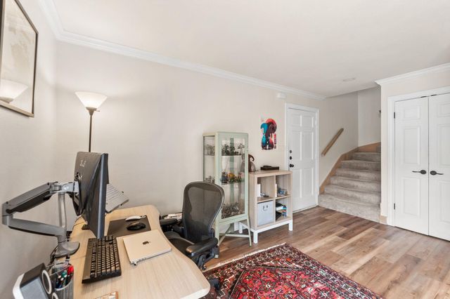 2500 Steck Ave 22, Austin, TX 78757