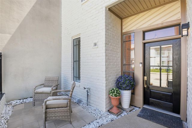9407 Denbury Way, Houston, TX 77025