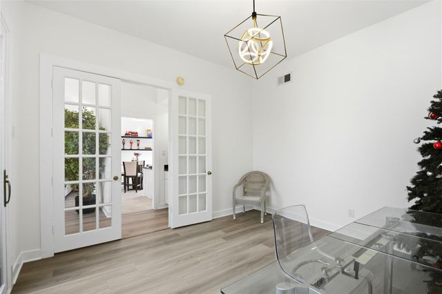 9407 Denbury Way, Houston, TX 77025