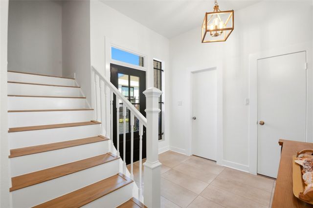 9407 Denbury Way, Houston, TX 77025