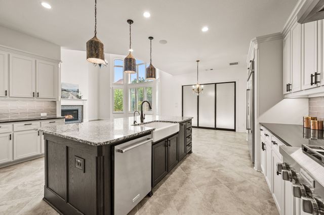 6809 Schubert, Colleyville, TX 76034