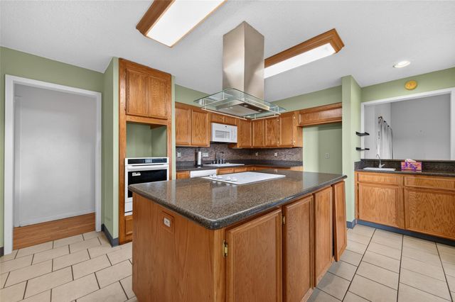 2946 Creekway Circle, Missouri City, TX 77459