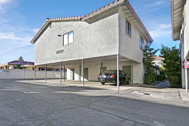 6737 West Charleston Boulevard 2, Las Vegas, NV 89146