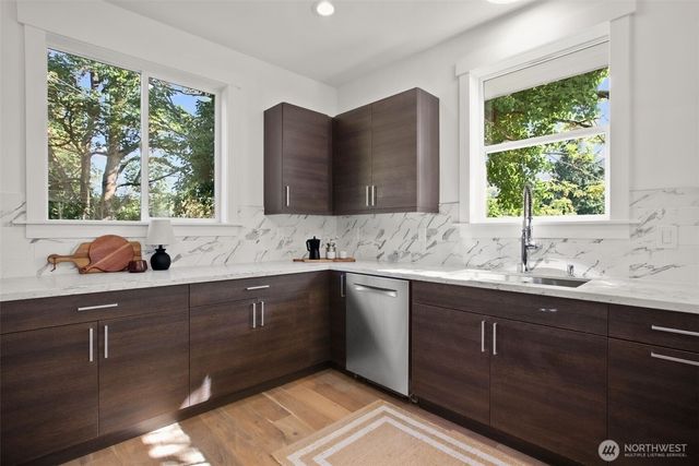 4812 S Frontenac Street, Seattle, WA 98118