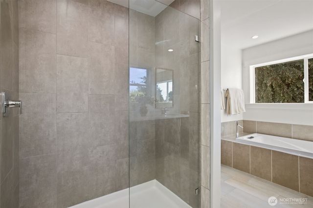 4812 S Frontenac Street, Seattle, WA 98118
