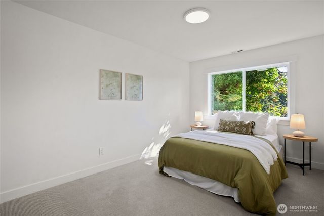4812 S Frontenac Street, Seattle, WA 98118