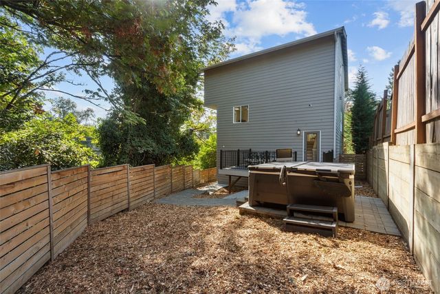 4812 S Frontenac Street, Seattle, WA 98118