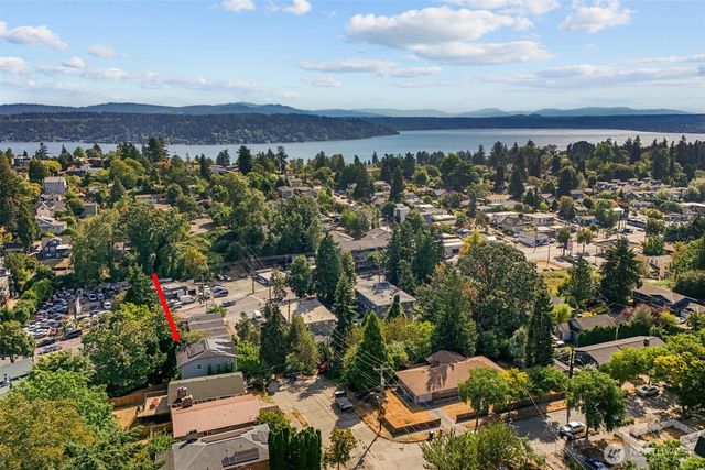 4812 S Frontenac Street, Seattle, WA 98118