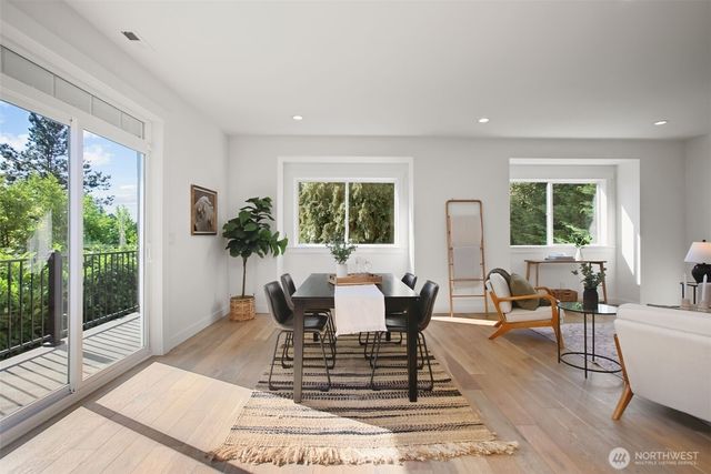 4812 S Frontenac Street, Seattle, WA 98118