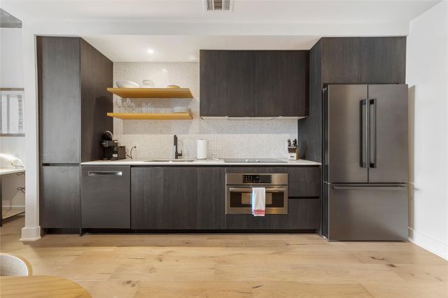 48 East Ave 2211, Austin, TX 78701