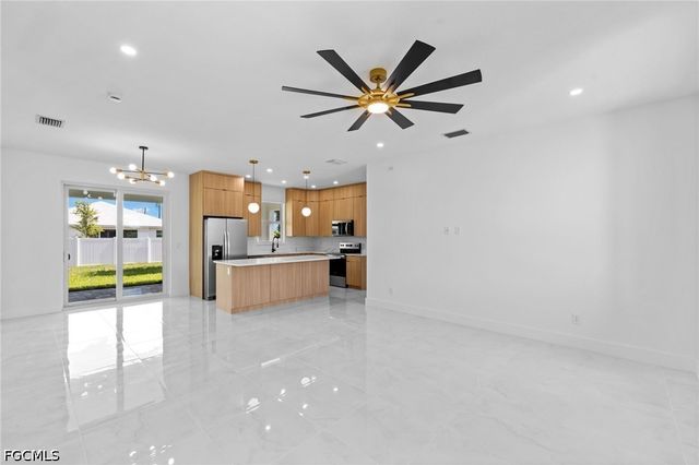 1337 NE 33rd ST, Cape Coral, FL 33909