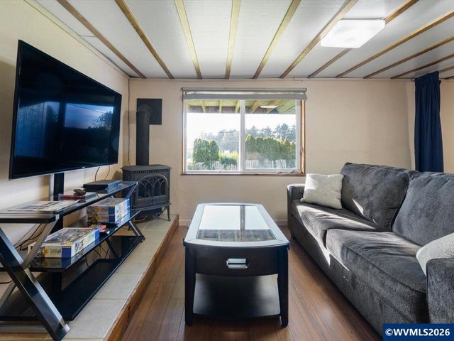 3505 NE Quay Av, Lincoln City, OR 97367