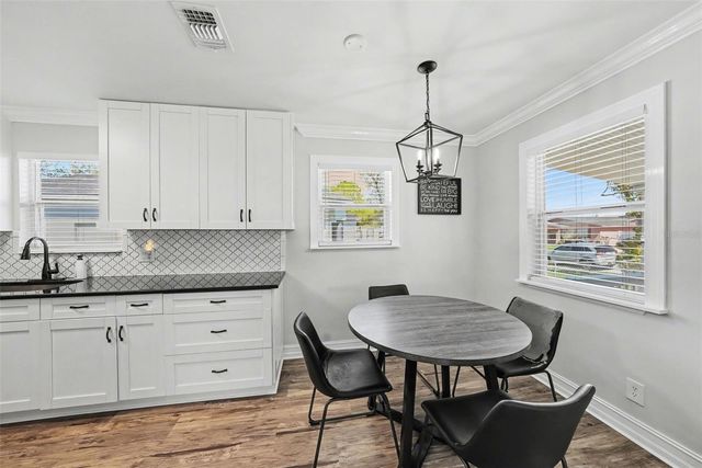 7004 N CAMERON AVENUE, Tampa, FL 33614