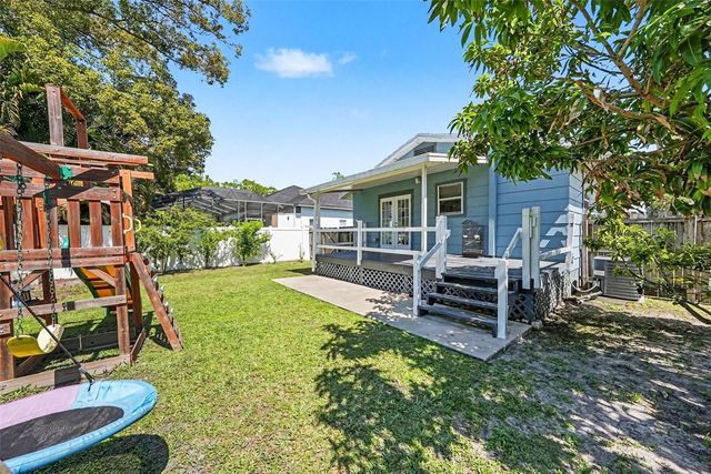 7004 N CAMERON AVENUE, Tampa, FL 33614