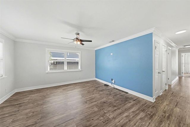 7004 N CAMERON AVENUE, Tampa, FL 33614