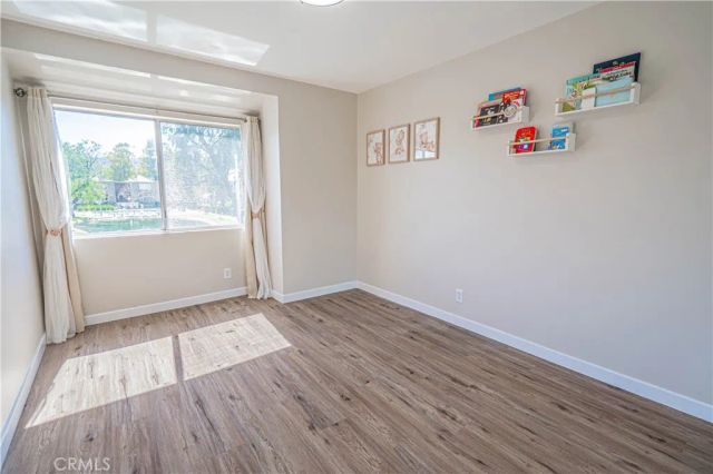 24430 Nicklaus Drive L2, Valencia, CA 91355