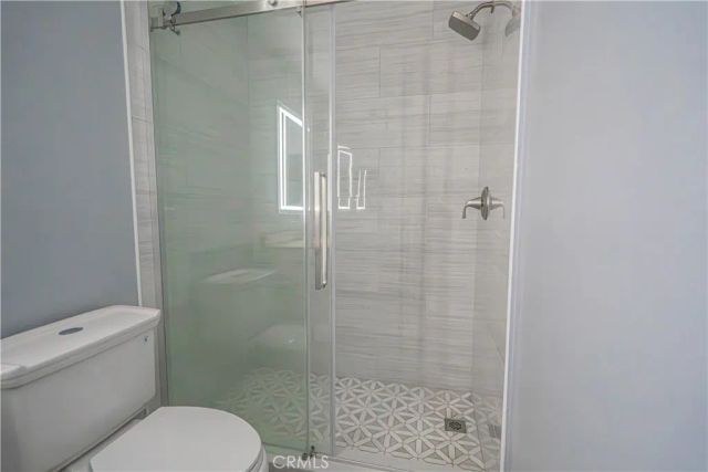 24430 Nicklaus Drive L2, Valencia, CA 91355