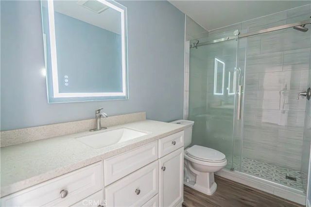 24430 Nicklaus Drive L2, Valencia, CA 91355