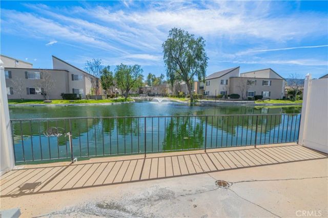24430 Nicklaus Drive L2, Valencia, CA 91355