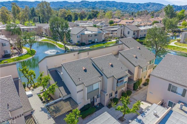 24430 Nicklaus Drive L2, Valencia, CA 91355