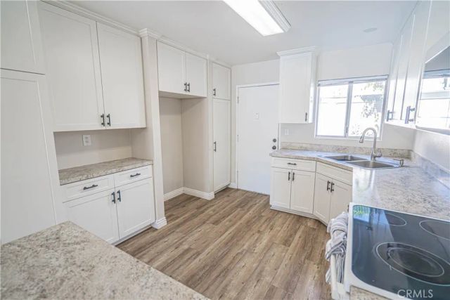 24430 Nicklaus Drive L2, Valencia, CA 91355