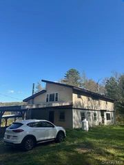 10 Dorm Drive, Fallsburg, NY 12747