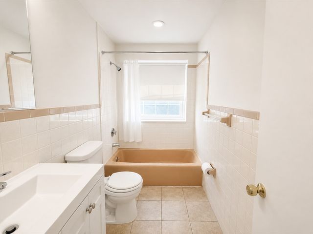 350 Highland Ave L2, Everett, MA 02148