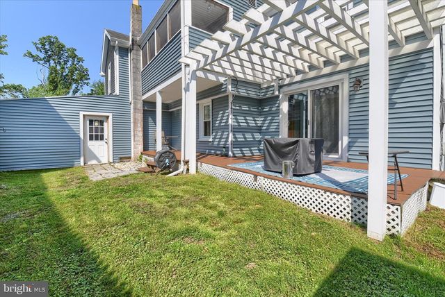 5615 N FRONT ST, Harrisburg, PA 17110