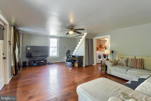5615 N FRONT ST, Harrisburg, PA 17110