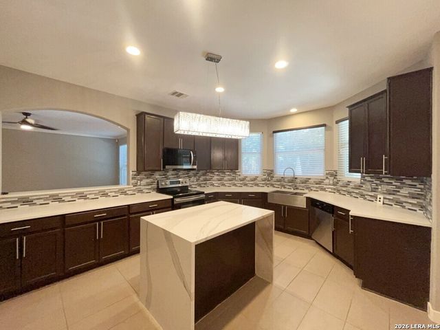 8708 Laurel Canyon, Universal City, TX 78148