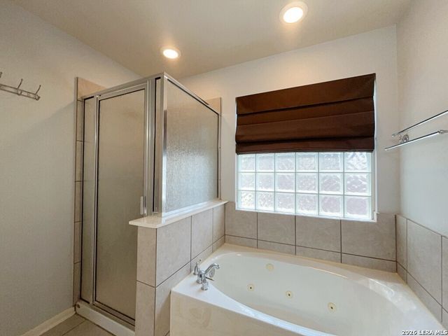 8708 Laurel Canyon, Universal City, TX 78148
