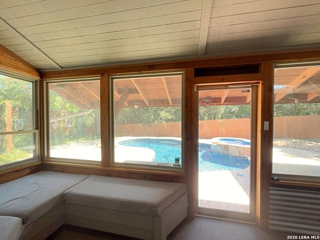 8708 Laurel Canyon, Universal City, TX 78148